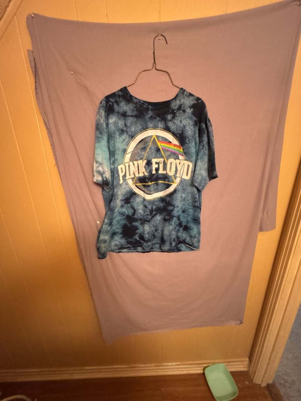 Pink Floyd 1973 North America Tour Dark Side of the Moon Tie Dye T-Shirt XL
